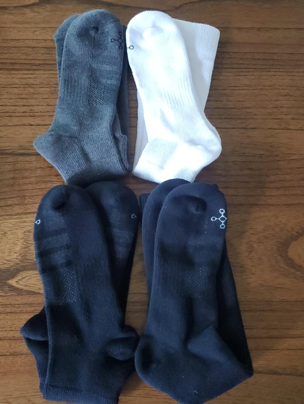 Tommie Copper Set Of 4 Unisex Compression Over The Calf Socks Basic